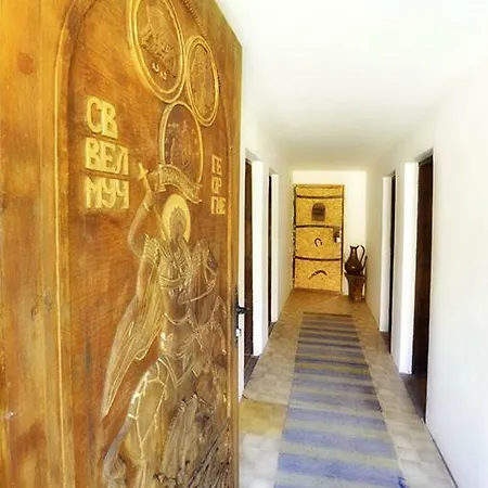 Pivnice Radosavljevic - Ljubina Pivnica Bed & Breakfast Rogljevo