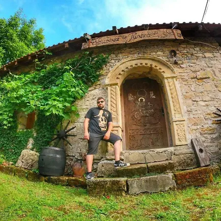 Pivnice Radosavljevic - Ljubina Pivnica Bed & Breakfast Rogljevo