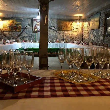 Pivnice Radosavljevic - Ljubina Pivnica B&B 3*